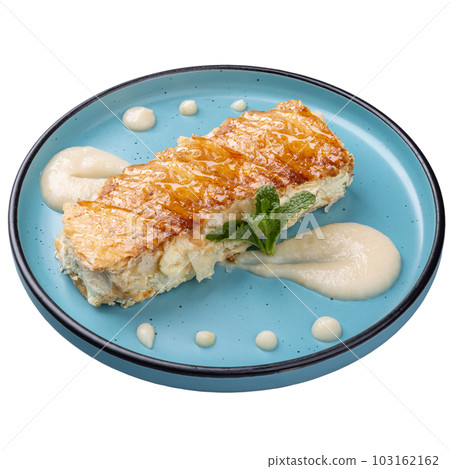 Cremeschnitte with apple cream Cremeschnitte with apple cream 103162162