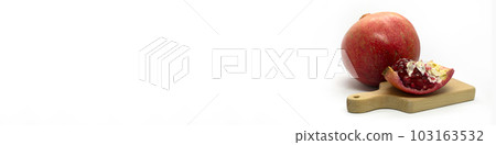 Banner. Pomegranate and pomegranate slice, photo. 103163532