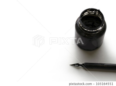Black ink and pen. Black ink and pen. 103164551