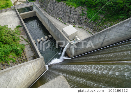 Shikawa Dam/Ehime Prefecture 103166512