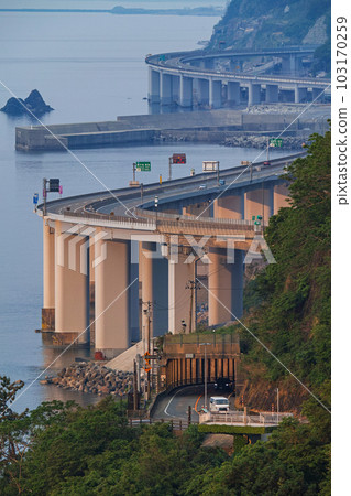 Niigata Prefecture / Oyashirazu / Koshirazu Fourth Generation Road (Hokuriku Expressway) 103170259