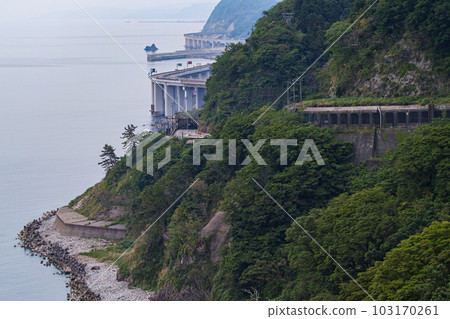 Niigata Prefecture / Oyashirazu / Koshirazu Fourth Generation Road (Hokuriku Expressway) 103170261