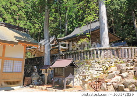Takaga Shrine Seki City, Gifu Prefecture Takaga Shrine Seki City, Gifu Prefecture 103172829