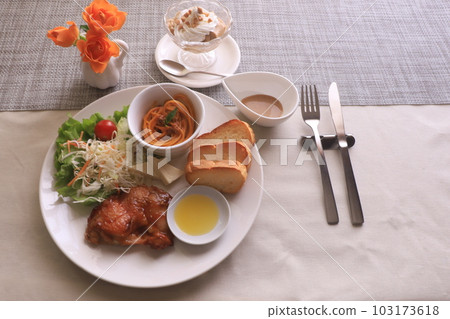 一盤照燒雞肉 一盤照燒雞肉 103173618