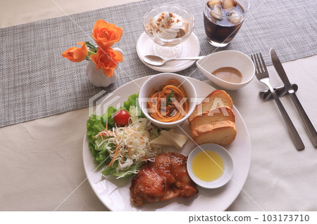 一盤照燒雞肉 103173710