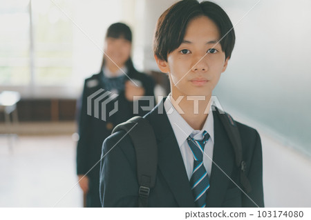 junior high school student, junior high student, middle school student 103174080
