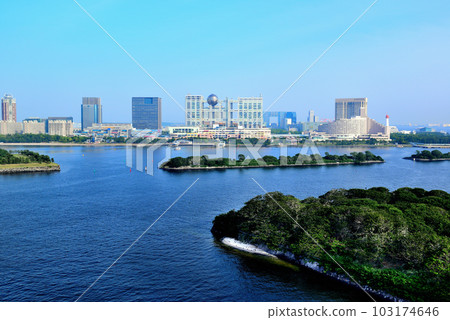 Scenery of Odaiba Seaside Park seen from Rainbow Bridge Scenery of Odaiba Seaside Park seen from Rainbow Bridge 103174646