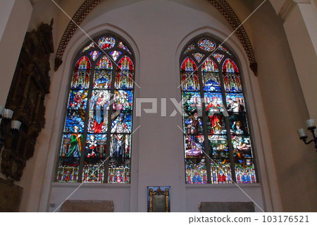 裡加,北歐波羅的海國家拉脫維亞的首都 裡加大教堂的內部正在修復中,位於世界遺產裡加老城的歷史街區。 裡加,北歐波羅的海國家拉脫維亞的首都 裡加大教堂的內部正在修復中,位於世界遺產裡加老城的歷史街區。 103176521