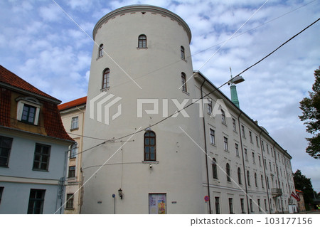 裡加城堡,北歐波羅的海國家拉脫維亞首都,位於世界文化遺產裡加老城的歷史街區,目前是總統官邸。 裡加城堡,北歐波羅的海國家拉脫維亞首都,位於世界文化遺產裡加老城的歷史街區,目前是總統官邸。 103177156