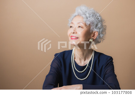 Gray hair woman 103177808