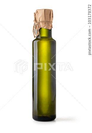 bottle oil isolated 103178372