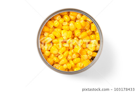 Sweet canned corn isolated 103178433