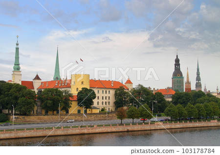 拉脫維亞首都裡加,北歐波羅的海三國,從道加瓦河萬斯橋到世界遺產裡加歷史中心的里加城堡和老城 拉脫維亞首都裡加,北歐波羅的海三國,從道加瓦河萬斯橋到世界遺產裡加歷史中心的里加城堡和老城 103178784