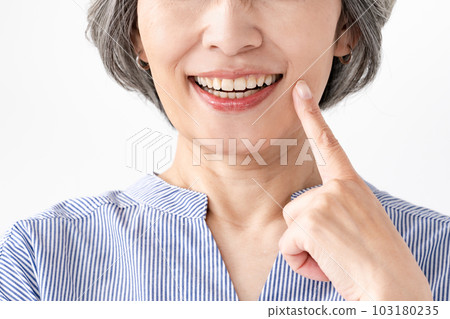 Dental mouth teeth Dental mouth teeth 103180235