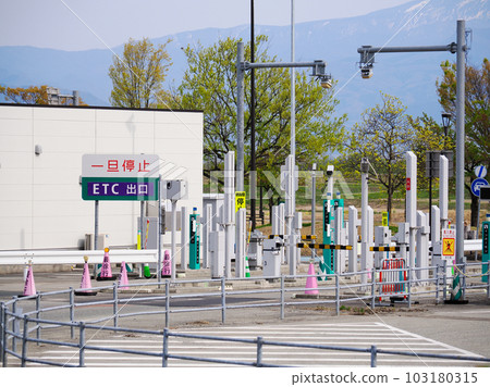 高速公路服務區ETC專用出入口 高速公路服務區ETC專用出入口 103180315