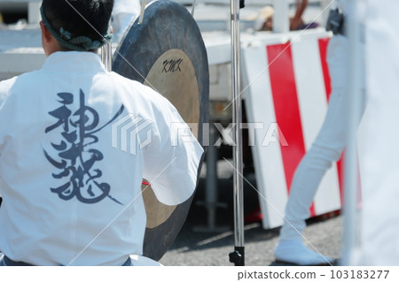 節日敲鑼的人 103183277