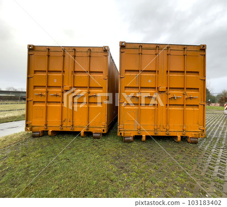 Construction dumpster for bulky household waste or loaded dumpster Construction dumpster for bulky household waste or loaded dumpster 103183402