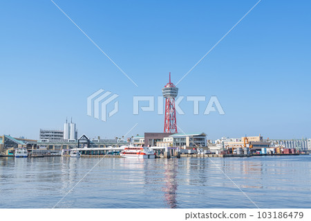 Fukuoka City, Fukuoka Prefecture Hakata Port Bayside Place in sunny weather and the symbol Hakata Port Tower 103186479