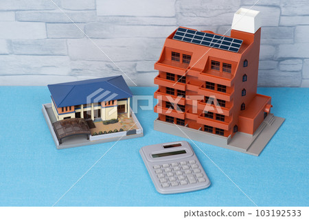 獨立屋和公寓錢的比較圖 獨立屋和公寓錢的比較圖 103192533