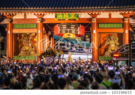 Tokyo cityscape in Japan Sanja Festival complete revival for the first time in 4 years! … to enter the palace. Sensoji-mae full of enthusiasm…=May 21st, last day 103196655
