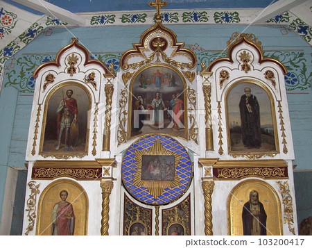 An ancient Orthodox iconostasis in one of the churches-museums of Pereyaslav-Khmelnitsky, Ukraine. 103200417