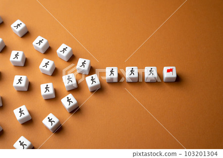 Consolidation to achieve the goal. The birth of a political movement. Ideas and ideology. Business management, human resources. Collaboration. Cooperation and teamwork. Guide. Unite 103201304