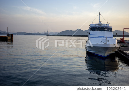 今治港周邊晨景圖 今治港周邊晨景圖 103202641