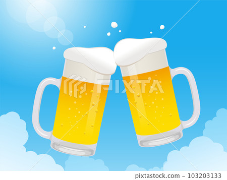用夏天的天空和啤酒干杯圖 103203133