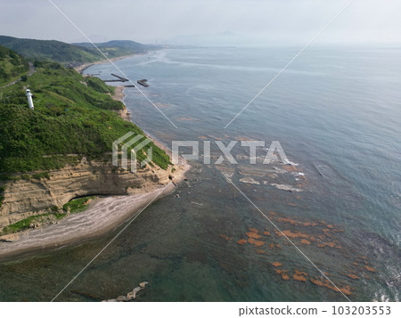 Niigata Kashiwazaki Shiiyabana Lighthouse (aerial drone photography) Niigata Kashiwazaki Shiiyabana Lighthouse (aerial drone photography) 103203553
