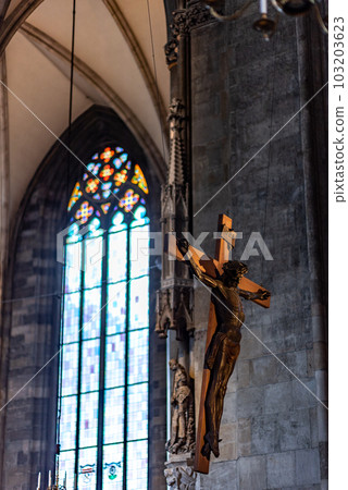 Interior of St. Stephen Cathedral Stephansdom in Stephansplatz in Vienna Austria 103203623