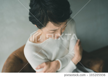 female, females, lady 103205936