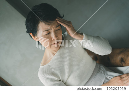 female, females, lady 103205939