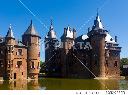 Summer landscape with a view of the ancient Castle De Haar Summer landscape with a view of the ancient Castle De Haar 103206253