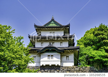 皇居富士見矢倉 103208535