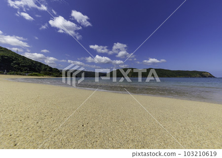 Amami Oshima Yamato-mura Kuni-Nao-kaigan 103210619