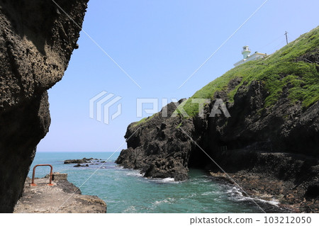 Niigata: Kakuda Cape Lighthouse, Nishikan Ward, Niigata City 103212050