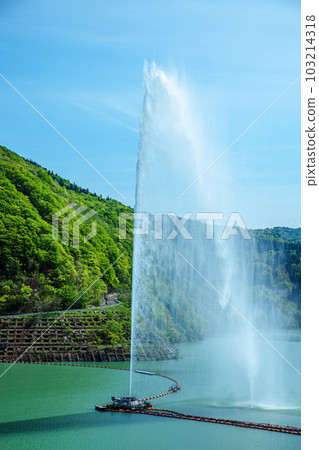 月山湖噴泉 月山湖噴泉 103214318