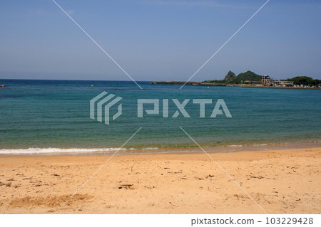 Popular sightseeing spots in Itoshima City, Fukuoka Prefecture: Keya Beach and Keya Beach 103229428