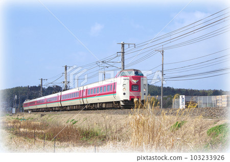 Limited Express Yakumo that passes through a straight section at high speed: Normal formation (illustration style) 103233926