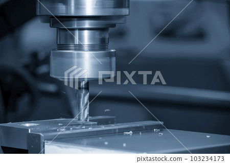 The drilling process on NC milling machine with brass material. The drilling process on NC milling machine with brass material. 103234173