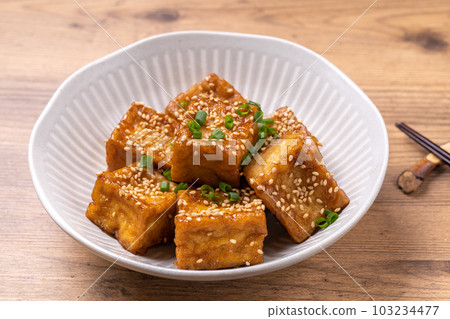 芝麻紅燒豆腐 103234477