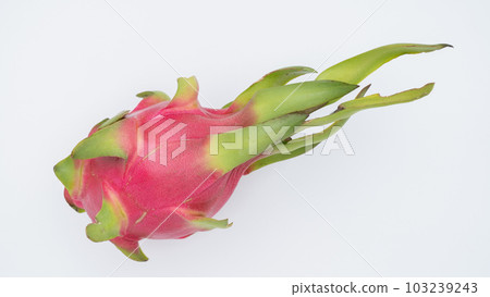 Dragon fruit (Pitaya) Dragon fruit (Pitaya) 103239243