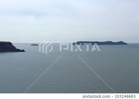 厚岸町 大黑島、兒島、愛仁岬 從愛冠布岬看到的愛仁岬 103246663