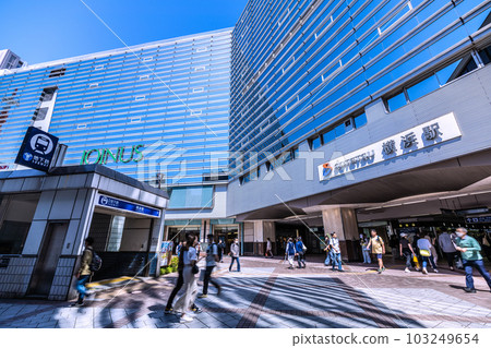 Yokohama cityscape in Japan Wavy pattern... The sky is reflected in the glass and it turns blue. Overlooking Yokohama Station and Yokohama Subway Station 103249654