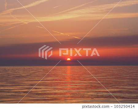 在海邊的黃昏 103250414