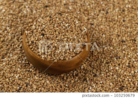 natural ecological grown buckwheat, close up 103250679