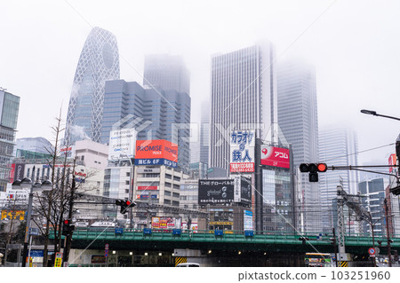 "Tokyo" Snowy winter Shinjuku city scenery "Tokyo" Snowy winter Shinjuku city scenery 103251960
