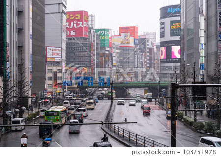 "Tokyo" Snowy winter Shinjuku city scenery 103251978