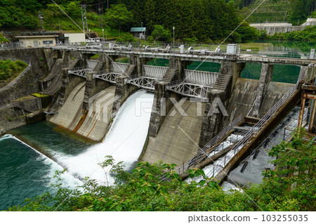Hatsuse Dam (Concrete Gravity Dam) 103255035