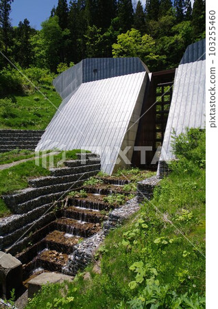 Shinshu Otari village erosion control facilities Okusuren erosion control dam Dam covered with slit steel plates Shinshu Otari village erosion control facilities Okusuren erosion control dam Dam covered with slit steel plates 103255460